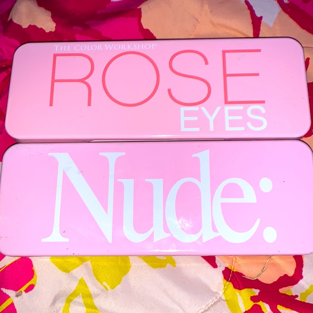 Eyeshadow palette